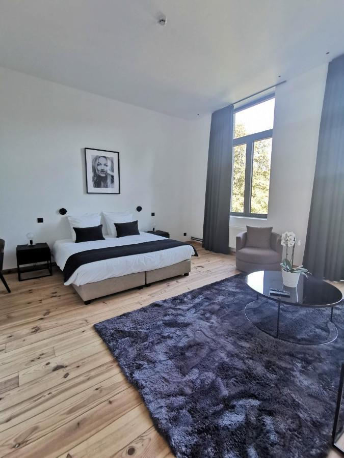 The Wise House Hotel Hastiere-par-dela Eksteriør billede
